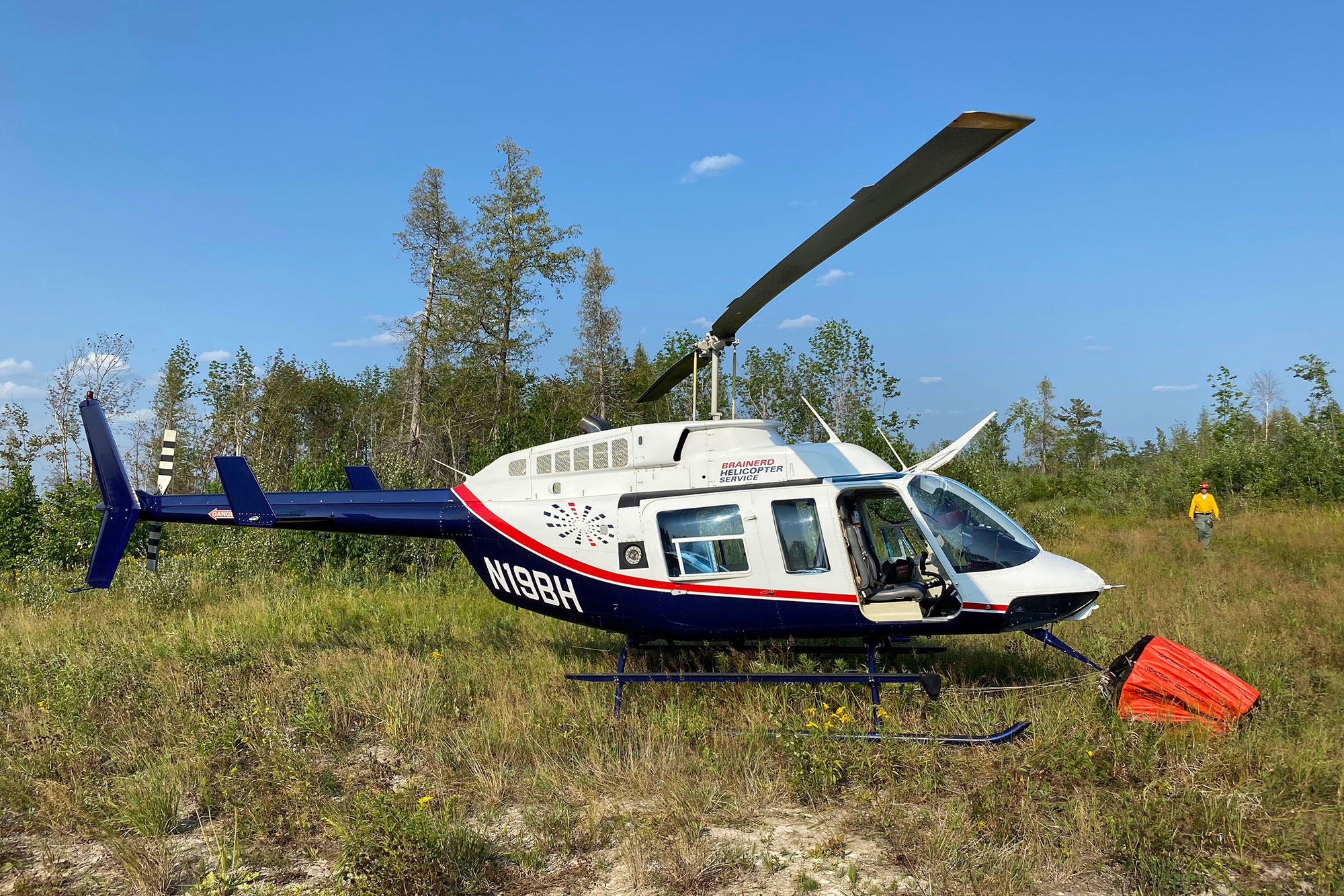 Bell 206L4